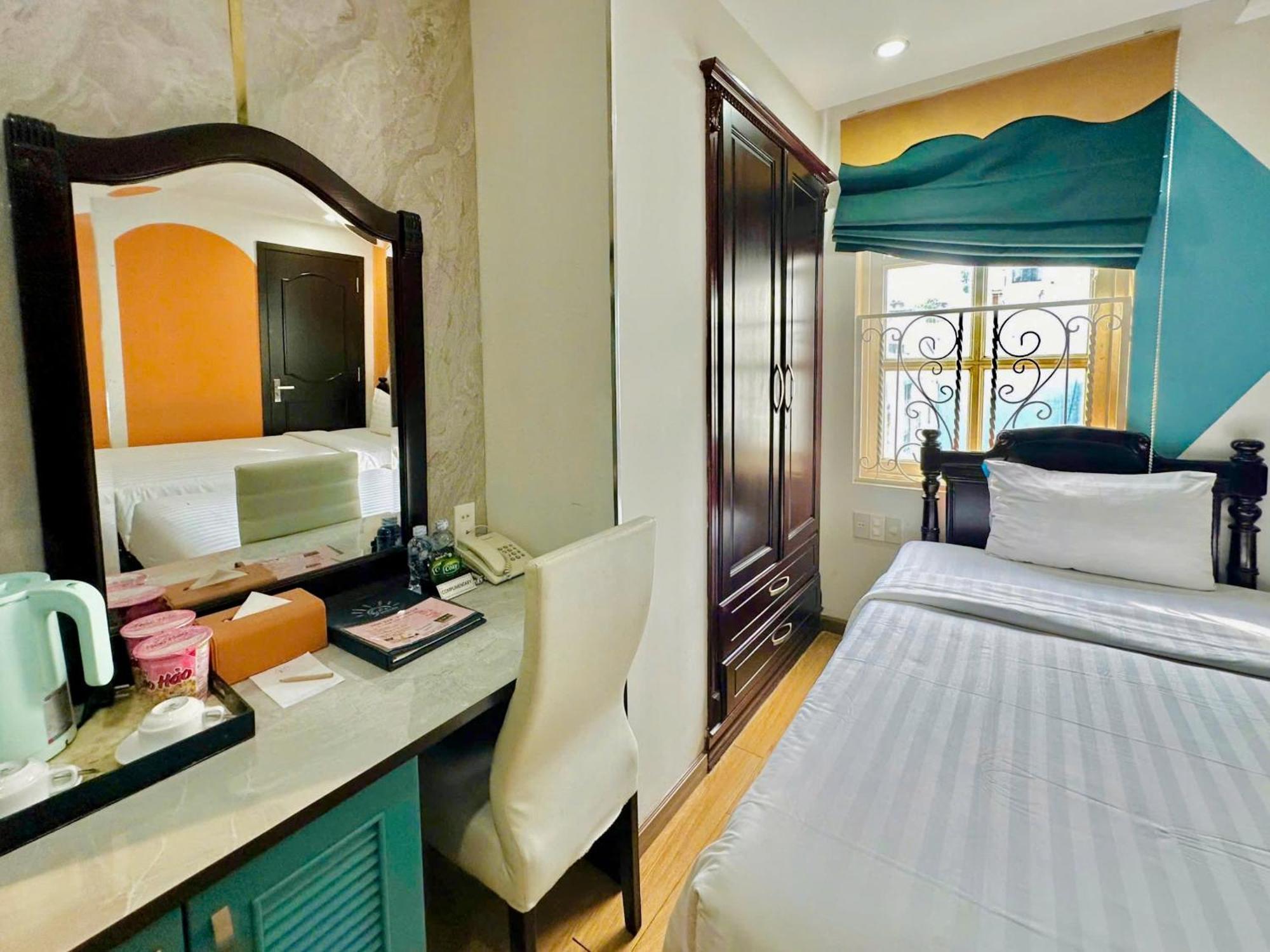 Sunrise Central Hotel Хошимін Екстер'єр фото